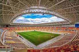 Yeni malatyaspor, yeni malatya stadyumu'nun açılış maçında bursaspor ile karşılaştı. Yeni Malatya Stadyumu Fussballzz De