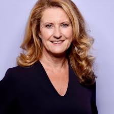 Landesverdienstmedaille an Karl Eckardt überreicht im Namen von  @ministerpraesident.rlp @alexander.schweitzer 🫶 Karl Eckardt hat sich mit  seinem Engagement im Bereich der Integrationsarbeit für Geflüchtete in  seiner Heimatgemeinde Ulmen und weiteren ...