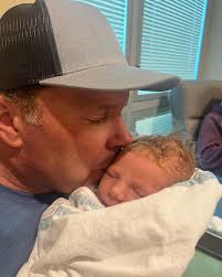 I am absolutely overjoyed to share this beautiful moment with all of you!  On July 27th at 11:18 am my daughter, Alexis, gave birth to her first  daughter! 💗👣 Words can't adequately