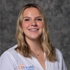 Emma Bender's Instagram, Twitter & Facebook