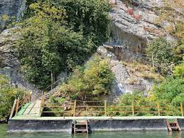 Cu o lungime de 8.4 kilometri, cazanele dunarii sunt de fapt cea mai spectaculoasa. 9 Obiective Turistice De Vizitat In Clisura DunÄƒrii Ana Maria Popescu