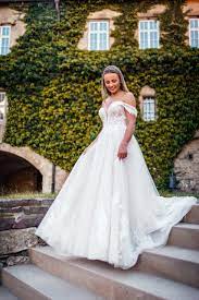 Maybe you would like to learn more about one of these? Https Www Xn Schillers Brute Clb De Brautkleider