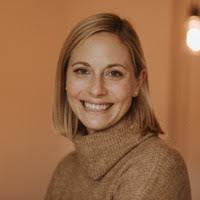 20+ "Caroline Bohm" profiles