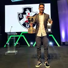 Esta é a página da carreira na seleção de luan do clube corinthians são paulo. Veja Os Jogadores Do Vasco Que Podem Substituir Luan Que Foi Convocado Para Selecao Olimpica Torcedores Noticias Sobre Futebol Games E Outros Esportes