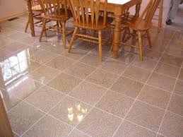 Untuk keramik lantai ruang tamu, ada satu tips yang tidak boleh anda lupakan yaitu pilihlah ukuran keramik lantai medium hingga besar (larger tiles). Jubin Lantai Dapur Design Rumah Terkini