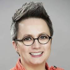 Doris Darnell's Instagram, Twitter & Facebook