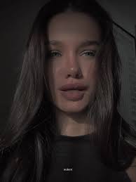 Bella Moretti Actress