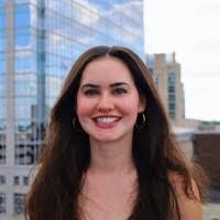 Amanda Dean's Instagram, Twitter & Facebook