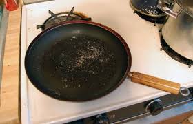Can I Rescue A Nonstick Pan That Has Lost Its Coating Non Stick Pan Nonstick Pan