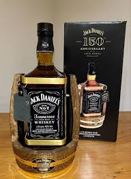Jack Daniel S Old No 7 In 2020 Jack Daniels Bottle Jack Daniels Jack Daniels Whiskey Bottle