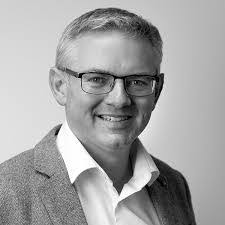 Mark Salmon's Instagram, Twitter & Facebook