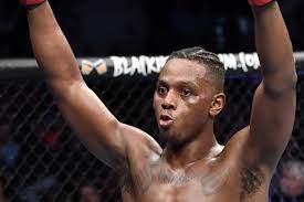 Hill ate two teeps early doors and was surprisingly tentative to engage paul craig in the pocket. Jamahal Hill Ufc