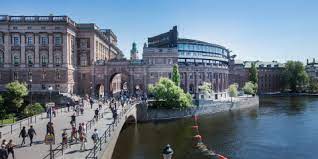Under åtta år representerade han socialdemokraterna i riksdagen och han har även. Framtidens Riksdagshus Riksdagen