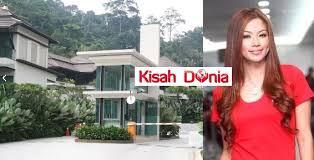 Linda onn berjaya buat seluruh bala tentera media dalam industri hiburan tidak puas hati dengan keputusan beliau untuk menjalankan majlis pernikahannya dalam suasana 100% private. Inilah Dia Banglo Indah Dengan Nilai Rm 7 Juta Milik Linda Onn Kisah Dunia