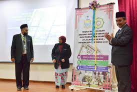 Mahkamah syariah ialah institusi kehakiman yang membicarakan serta menjatuhkan hukuman ke atas orang islam bagi kesalahan sivil dan jenayah agama mengikut bidang kuasa yang diperuntukkan untuknya. Mahkamah Tinggi Syariah Pulau Pinang Dalam Mahkamah Rayuan Malaysia Bidangkuasa Selamat Datang Ke Portal E Syariah Denaldinsan
