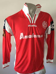 Fsv mainz 05 on facebook. Fsv Mainz 05 Home Camiseta De Futbol 2001 2002 Sponsored By Amadeus