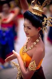 Nach dem weg fragen, schenken sie. Eine Reise Nach Thailand Unternehmen Und Das Paradies Entdecken Thailand Indische Schonheit Girls