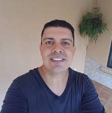 Rodrigo Zumbado cambia de partido como cambiar de calzoncillo