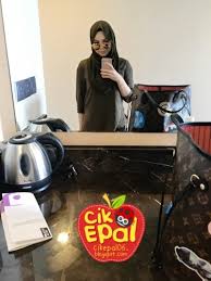 Kasi can kita pulak raya sakan kan. Cik Epal