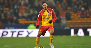 Raphaël varane, capitaine de lens le 21 mai 2011. Mercato Combien Va Rapporter Le Transfert De Raphael Varane Au Rc Lens
