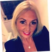 Karen Whitton's Instagram, Twitter & Facebook