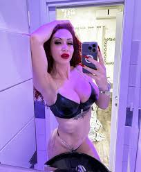 Simona Renzetti در X: «💗... Ehi ... t.coSuqJFAoapV»  X