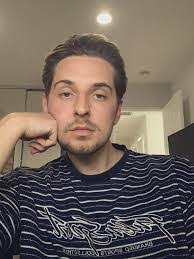 Ethan James's Instagram, Twitter & Facebook