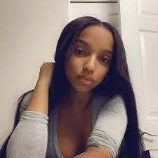 Rachel Mcbean's Instagram, Twitter & Facebook