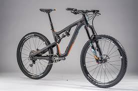 Neu 2016 Race Hardtail Centurion Backfire Leichter Und Mit Neuen Rahmengrossen Mountainbike Mtb Mountainbike Magazin