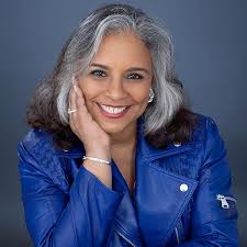 The Younger Self Letters: How Successful Leaders & Entrepreneurs Turned  Trials Into Triumph (And How to Use Them to Your Advantage) (The Younger  Self Letters Series): Kulp, Michelle, Alvarez, Adriana Monique, Sano,