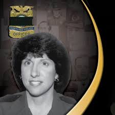 Repost @theblueheroproject with @use.repost ・・・ Another round of Portland  Police Bureau visits in the books ☑️ Our visits to PPB make for a long day  because we visit all three of their