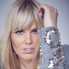 Sandra Schiffer's Instagram, Twitter & Facebook