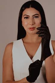 Manuela Araújo (manuelaaraujoh)