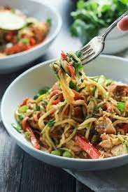 Thai Chicken Zucchini Noodles With Spicy Peanut Sauce Recipe Recipes Zucchini Noodle Recipes Healthy Zoodle Recipes