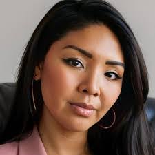 Diana Lau's Instagram, Twitter & Facebook