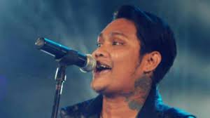 Aku rasa waktuku sudah habis untuk hari ini. Chord Kunci Gitar Dan Lirik Lagu Surat Cinta Untuk Starla Virgoun Bila Habis Sudah Waktu Ini Tribun Jambi