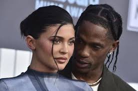 Travis Scott Sindir Kylie Jenner Lewat Lagu Suruh Cari Cowok Lebih Hot  Bukan Timothee Chalamet