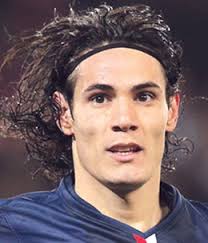 Non mi fido di quell'uomo, vi fidereste. Edinson Cavani Body Measurements Height Weight Shoe Size Stats Facts