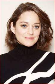 Best Short Haircuts For Square Faces Square Face Hairstyles Womens Hairstyles Short Hair Styles