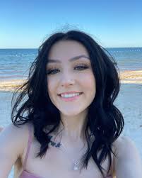 Hailey Bragg (@haileybragg) • Instagram photos and videos