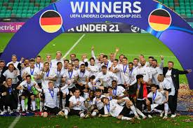 Juni 2021 um 5:15 pm. Fussball Heute Aufstellung Das U21 Em Finale Deutschland Portugal Europameister 2021