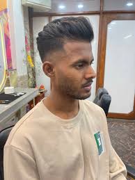 What are good and affordable hairdressers in Tokyo for wavy and oily hair?