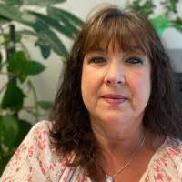 Nancy Wine's Instagram, Twitter & Facebook