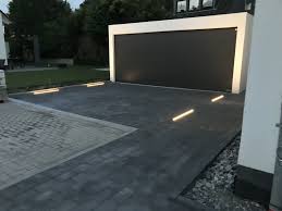 Einfahrtsbeleuchtung Im Boden Led Streifen Mit Vollvergussmasse Einfahrt Haus Ideen Led Lichtleiste