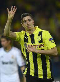 He finished his contract and didn't sign a new one only because he was being offered only a slight increase in wage. Borussia Dortmund 4 1 Real Madrid Robert Lewandowski Scores Four In Champions League Semi Final Pictures Huffpost Uk