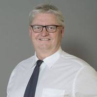 F U N K T I O N Ä R E