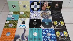 Image result for dischi trance anni 90 logo techno copertine