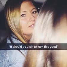 Bella Carpenter (@_bellacarpenter)