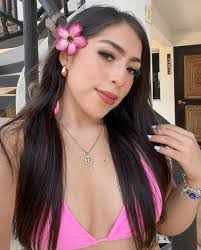 Fatima Giles (@latikistikis) • Instagram photos and videos