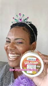 Que tal dar um up nos penteados com as Gelatinas de Frutas da Muriel? ✨  Definição, fixação e muito brilho para seus fios, com fragrâncias  irresistíveis! Escolha a sua e arrase! 🍓🍇 #Muriel ...